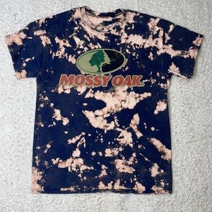 Bleached T-Shirt Acid Wash Style Graphic Tee Navy Mossy Oak